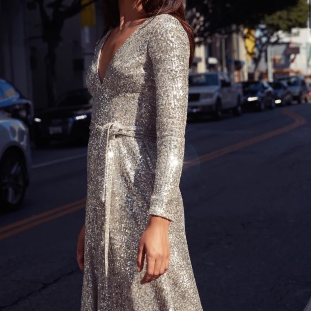 Dress the population Silver Sequin Party Dress